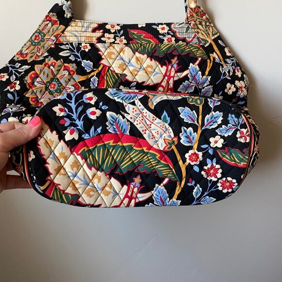 Vera Bradley Floral Purse with matching clutch - Picture 4 of 9